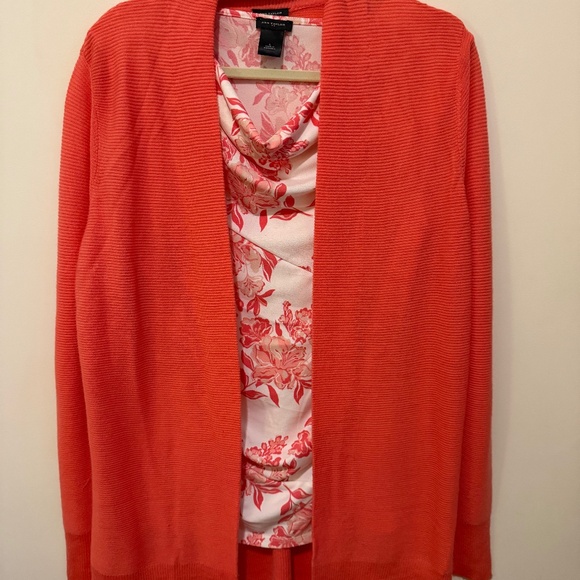 Ann Taylor top with matching cardigan - Picture 3 of 4